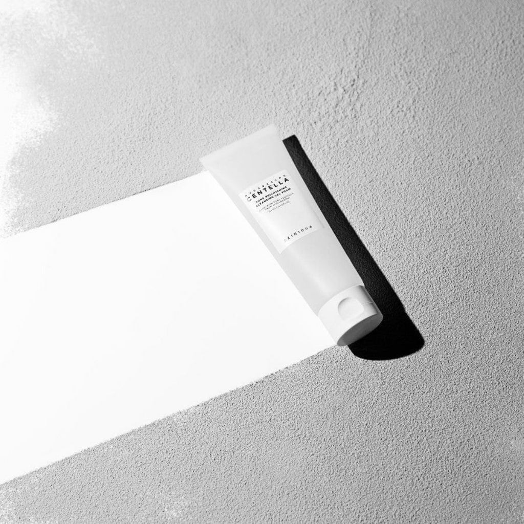 Madagascar Centella Tone Brightening Cleansing Gel Foam | 125ml