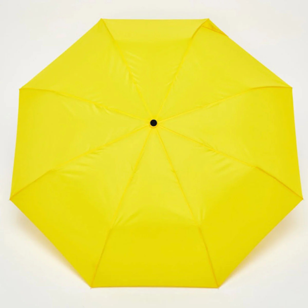 Yellow Duck Compact Umbrella με ξύλινη λαβή πάπιας και πολύχρωμο μοτίβο – The Ritual Project