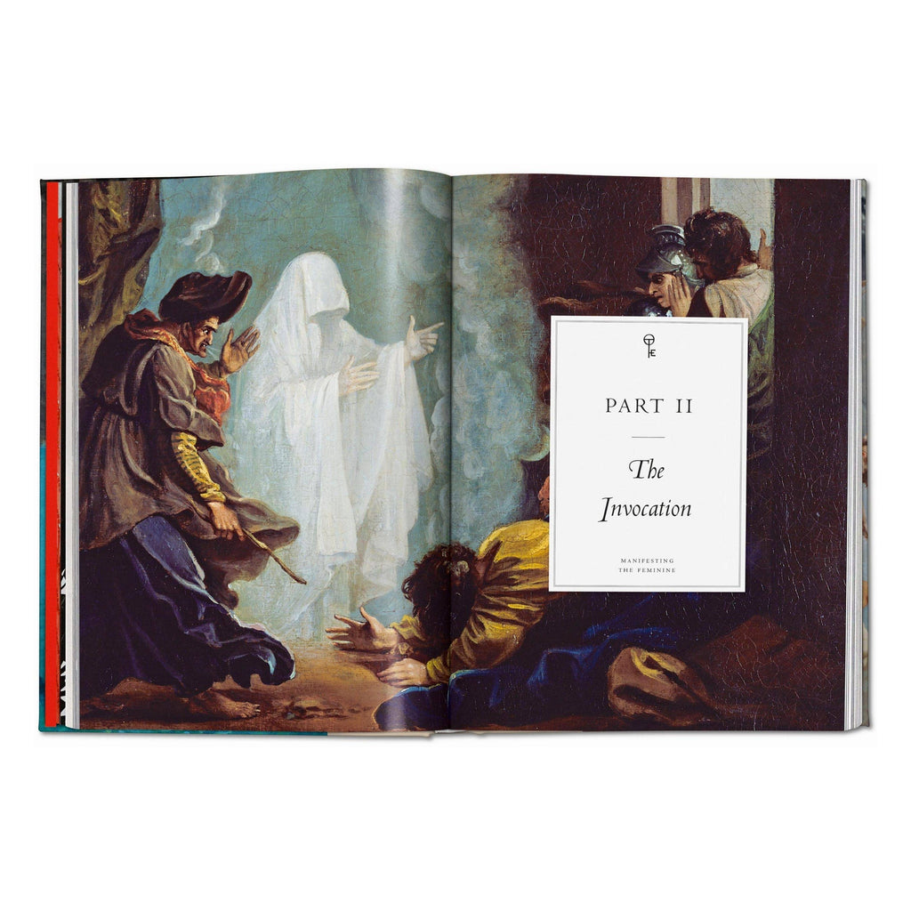 Το premium σκληρόδετο βιβλίο "Witchcraft" από τη σειρά The Library of Esoterica του εκδοτικού οίκου TASCHEN, με το μυστικιστικό και ατμοσφαιρικό εξώφυλλό του.