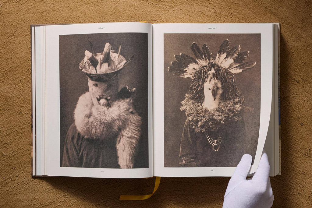 TASCHEN "Edward S. Curtis. The North American Indian" | The Complete Portfolios