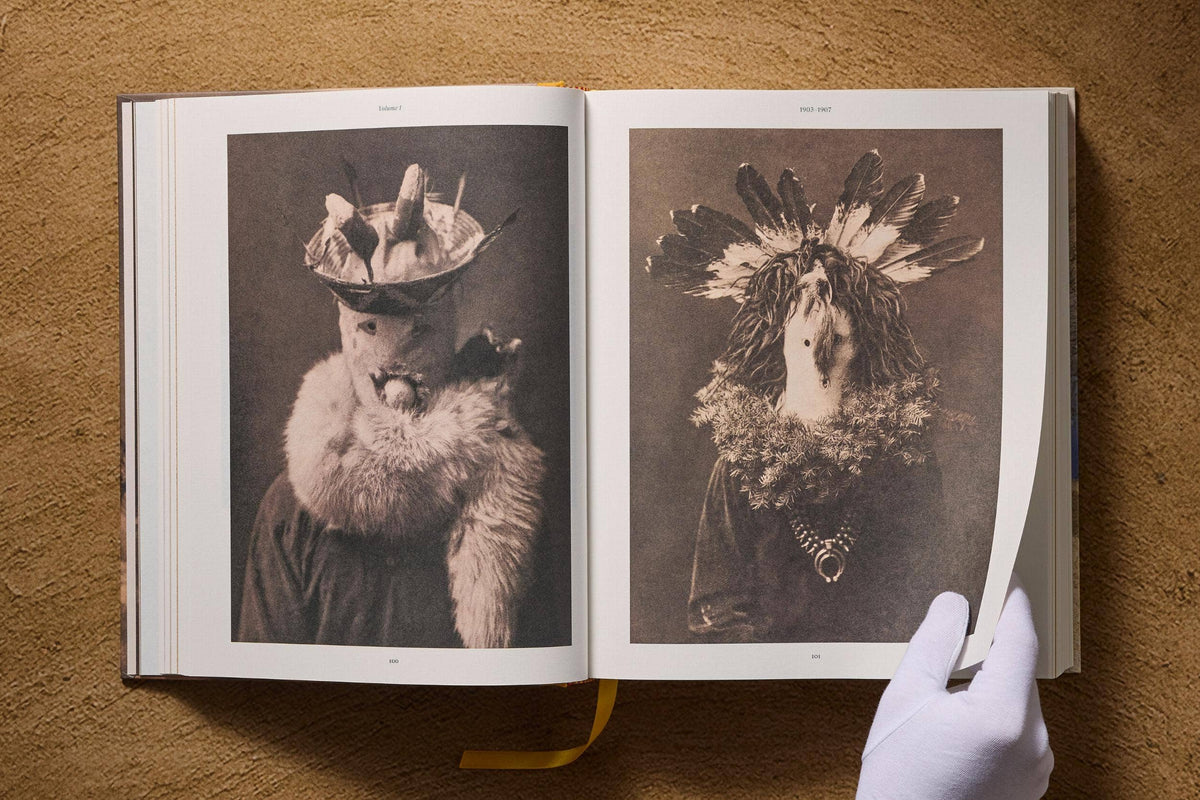 TASCHEN "Edward S. Curtis. The North American Indian" | The Complete Portfolios