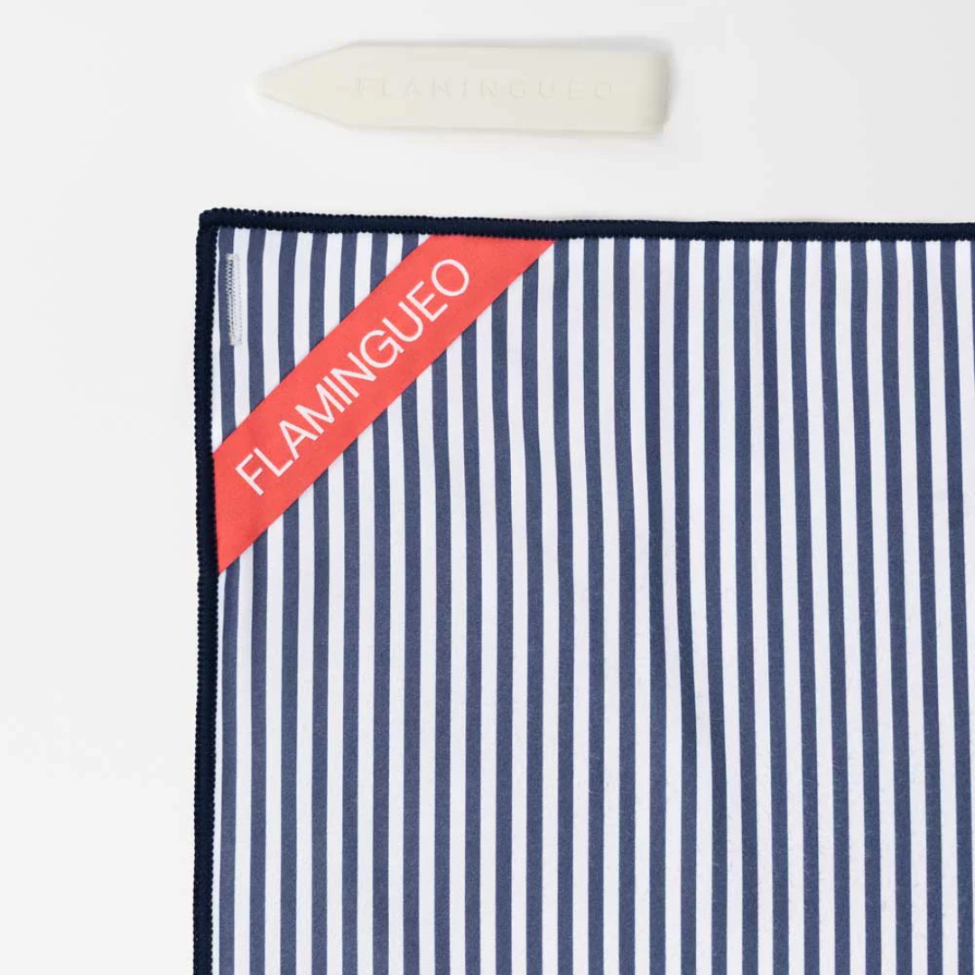 Γρήγορα στεγνωτική, anti‑sand beach towel σε συμπαγή θήκη μεταφοράς