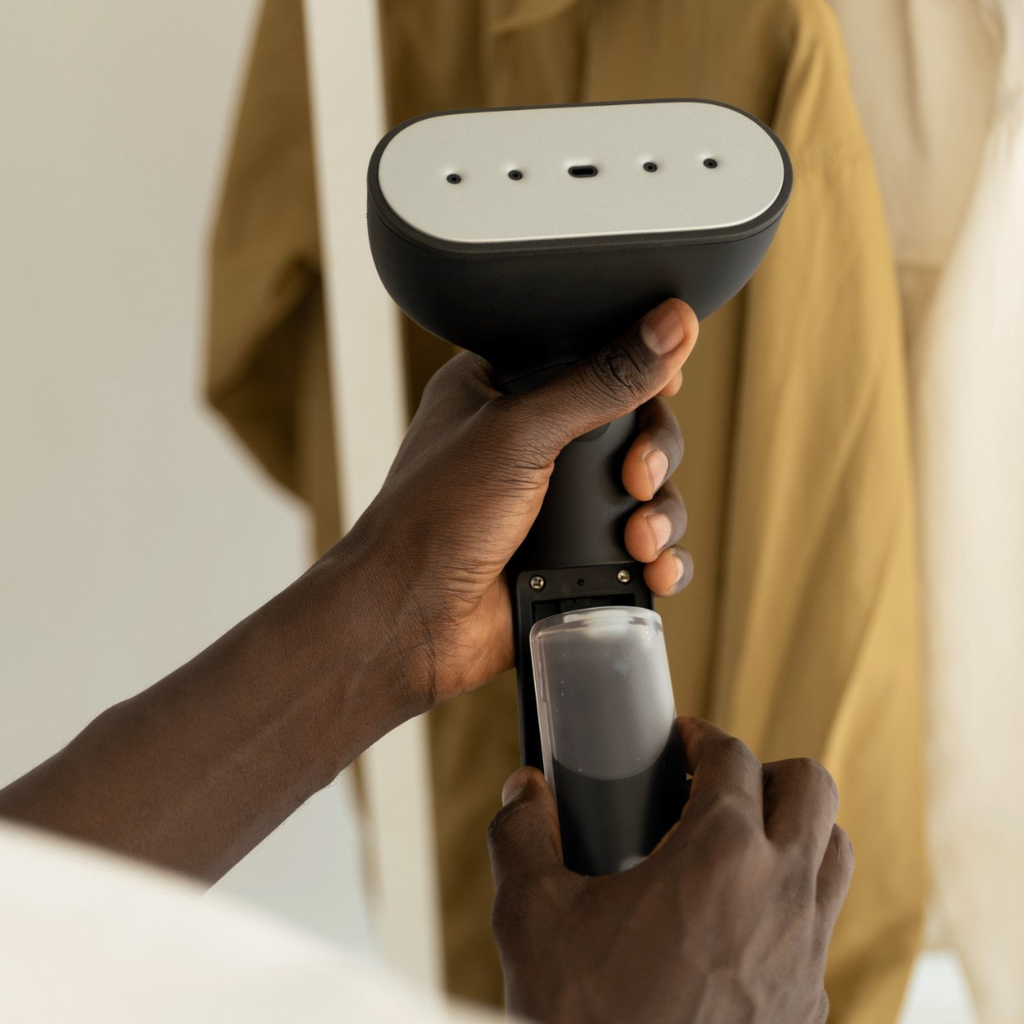 Cirrus X Handheld Steamer | Onyx