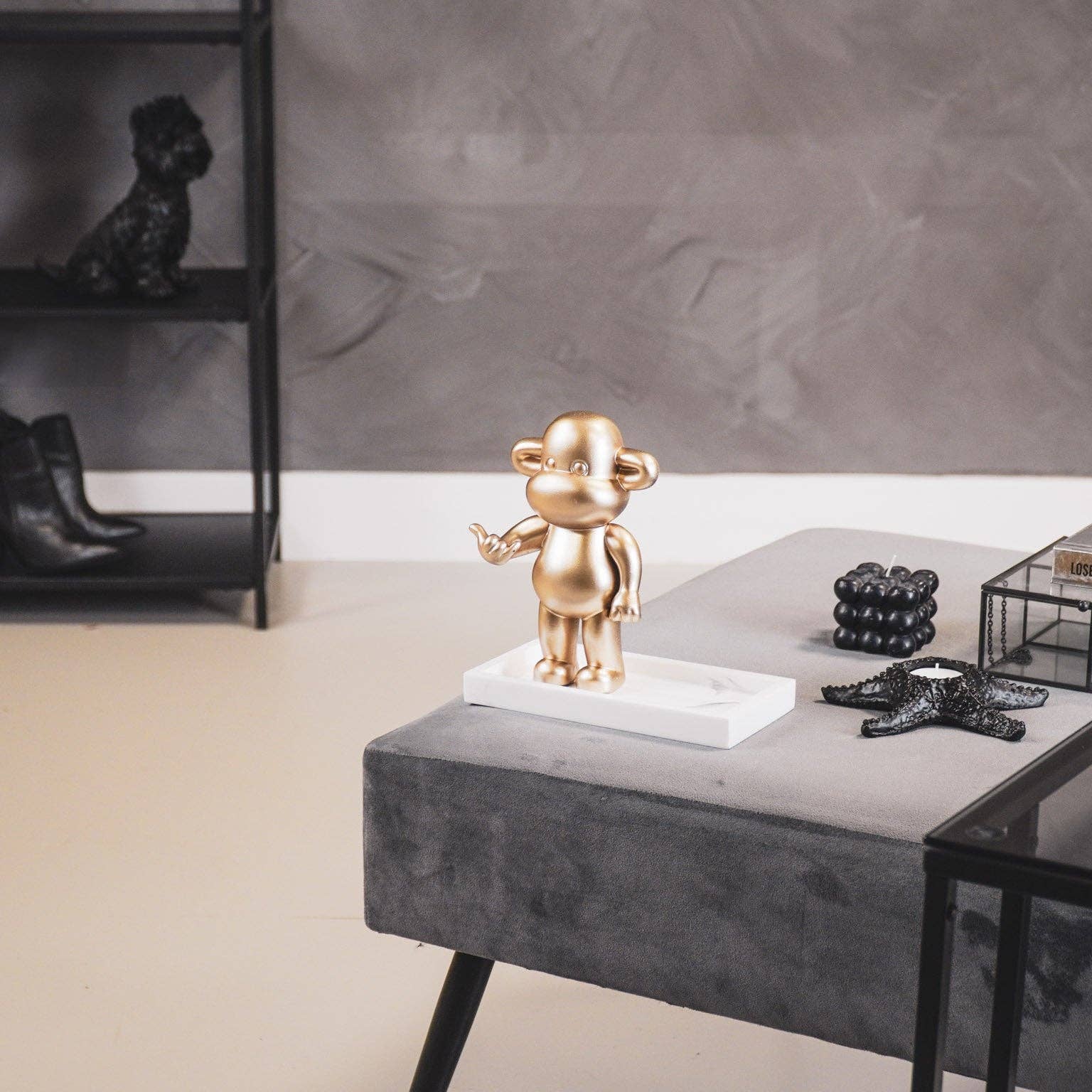 Hang Loose Monkey Figurine 'The Legend' | Gold-19cm