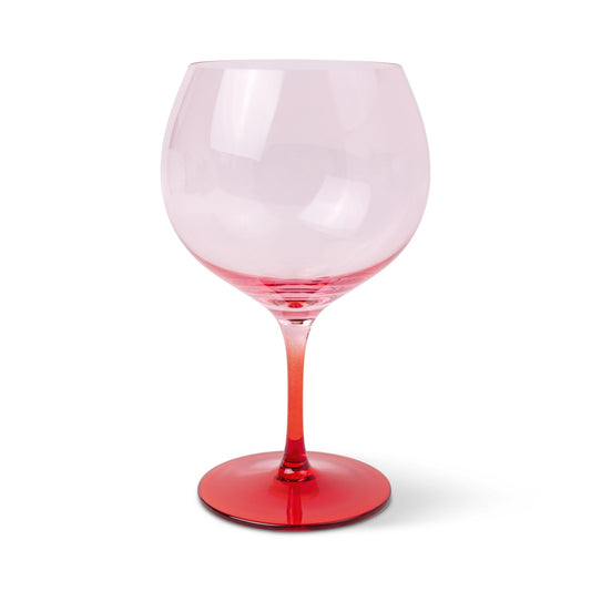 Σετ δύο premium ποτηριών τύπου Copa "The Charlie" 660ml από τη Here's How με κομψή χρωματική αντίθεση blush ροζ σώματος και cherry κόκκινης βάσης.