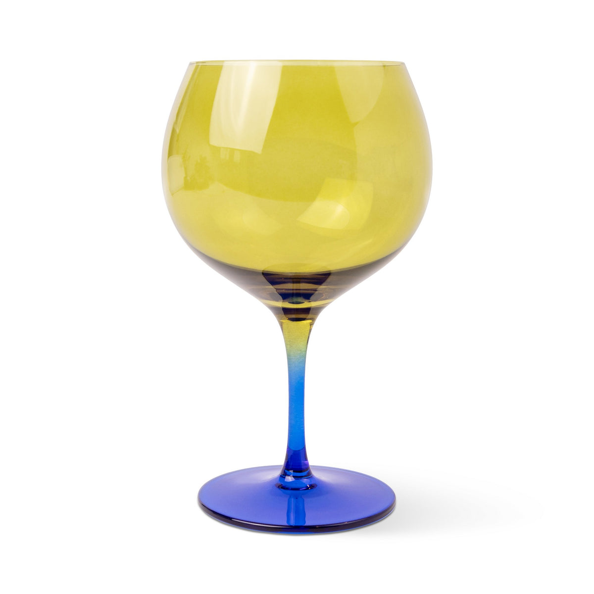 Σετ δύο premium ποτηριών τύπου Copa "The Charlie" 660ml από τη Here's How με εντυπωσιακή χρωματική αντίθεση λαδί (olive) σώματος και μπλε κοβαλτίου (cobalt) στη βάση.