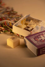 Χειροποίητα πασχαλινά wax melts Thygaterra από φυσικό κερί σόγιας